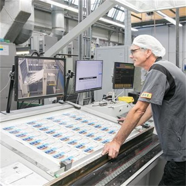 Unser Team freut sich darauf, die beste Verpackung für Sie herzustellen.